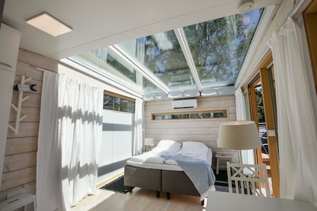 Villa, 1 Bedroom, Park View | Desk, laptop workspace, blackout drapes, free WiFi. Hostel Villa Kemi