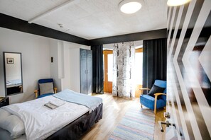 Economy Double Room | Desk, laptop workspace, blackout drapes, free WiFi - Hostel Villa Kemi (Kemi)
