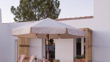 House, 1 Bedroom | Terrace/patio