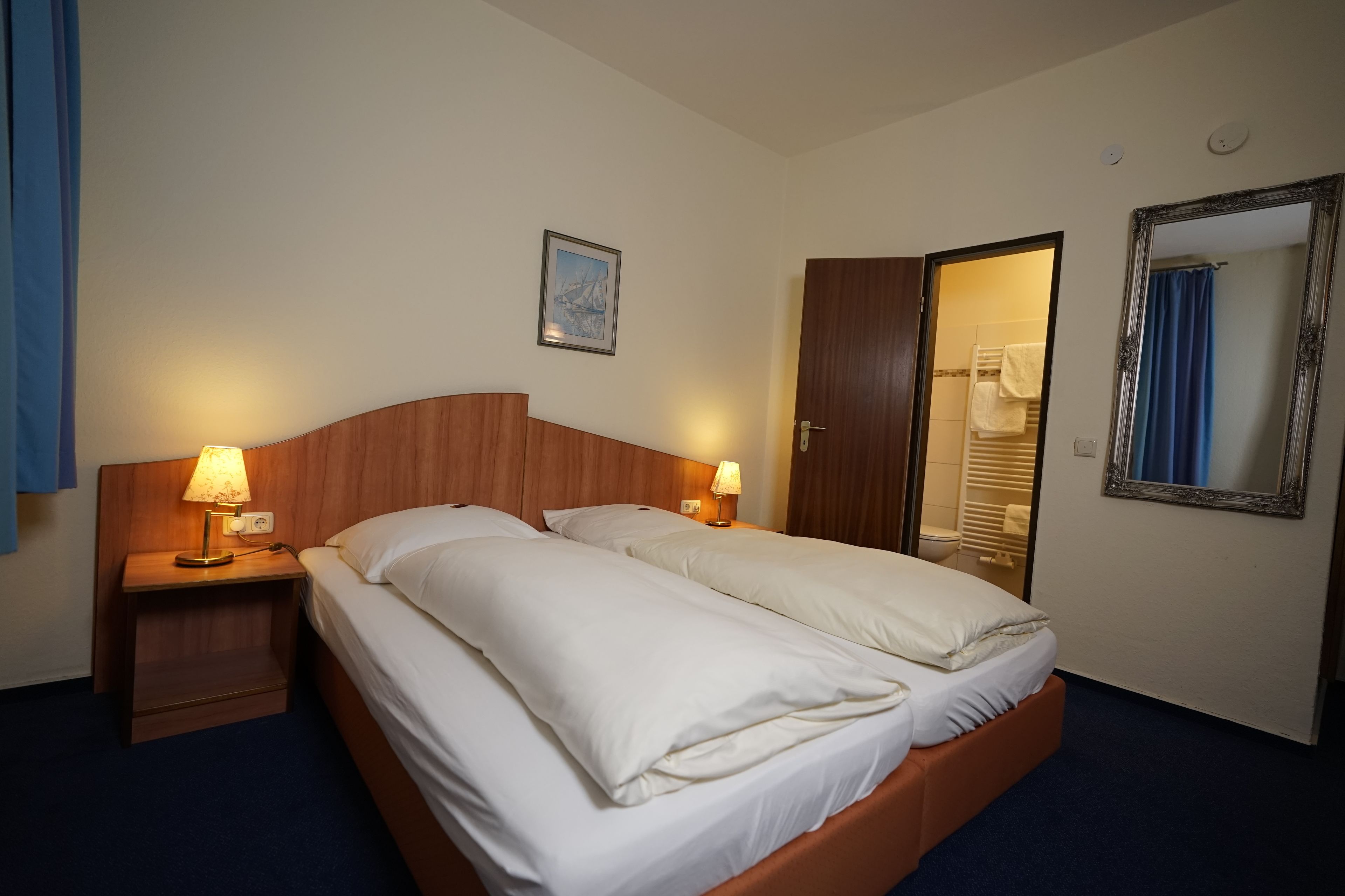 double room | desk, soundproofing, iron/ironing board, free wifi