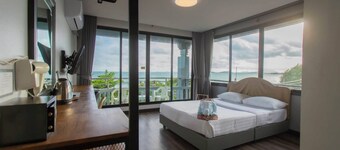 Pimpimarn Beach Hotel