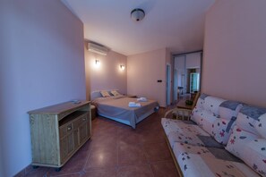 Villa, 3 Bedrooms, Pool Access, Pool View | Premium bedding, desk, soundproofing, iron/ironing board