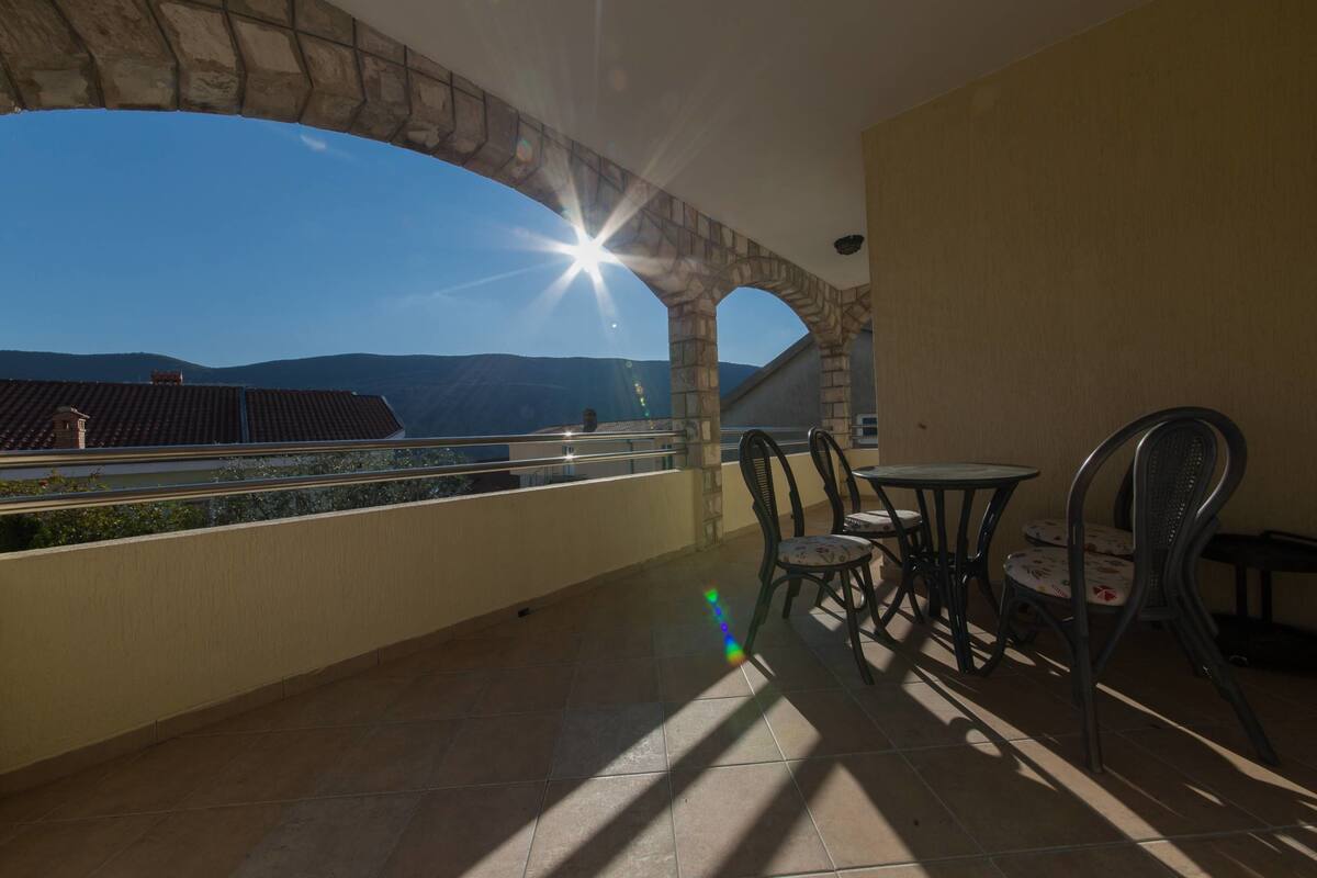 Apartment, 2 Schlafzimmer, Poolzugang, Meerblick | Terrasse/Patio