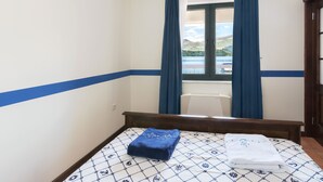 Apartment, 1 Bedroom, Terrace, Sea View | 1 bedroom, in-room safe, iron/ironing board, WiFi (free) - Aparthotel Villa Lav (Tivat)