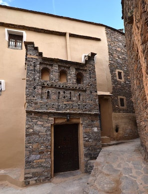 Interior detail - Tizourgane Kasbah (Ida Ougnidif)