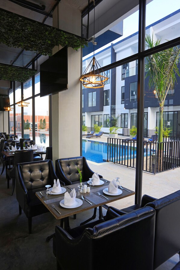 Spécialités Cuisine locale et internationale