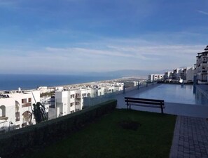 Rooftop pool