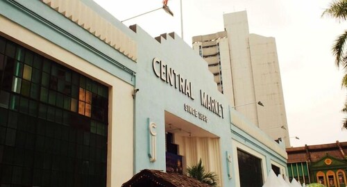 Leo Backpackers Central Market