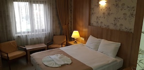 Standard Double or Twin Room | In-room safe, free WiFi - Ankara Capital Hotel (Ankara)