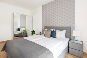 Habitacions insonoritzades, planxa i posts de planxar i wifi gratuïta 