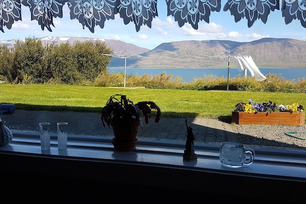 Economy Twin Room, 2 Twin Beds, Shared Bathroom, Ocean View | View from room