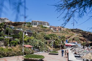 Apartment, 2 Schlafzimmer, Terrasse, Meerblick | Außenbereich