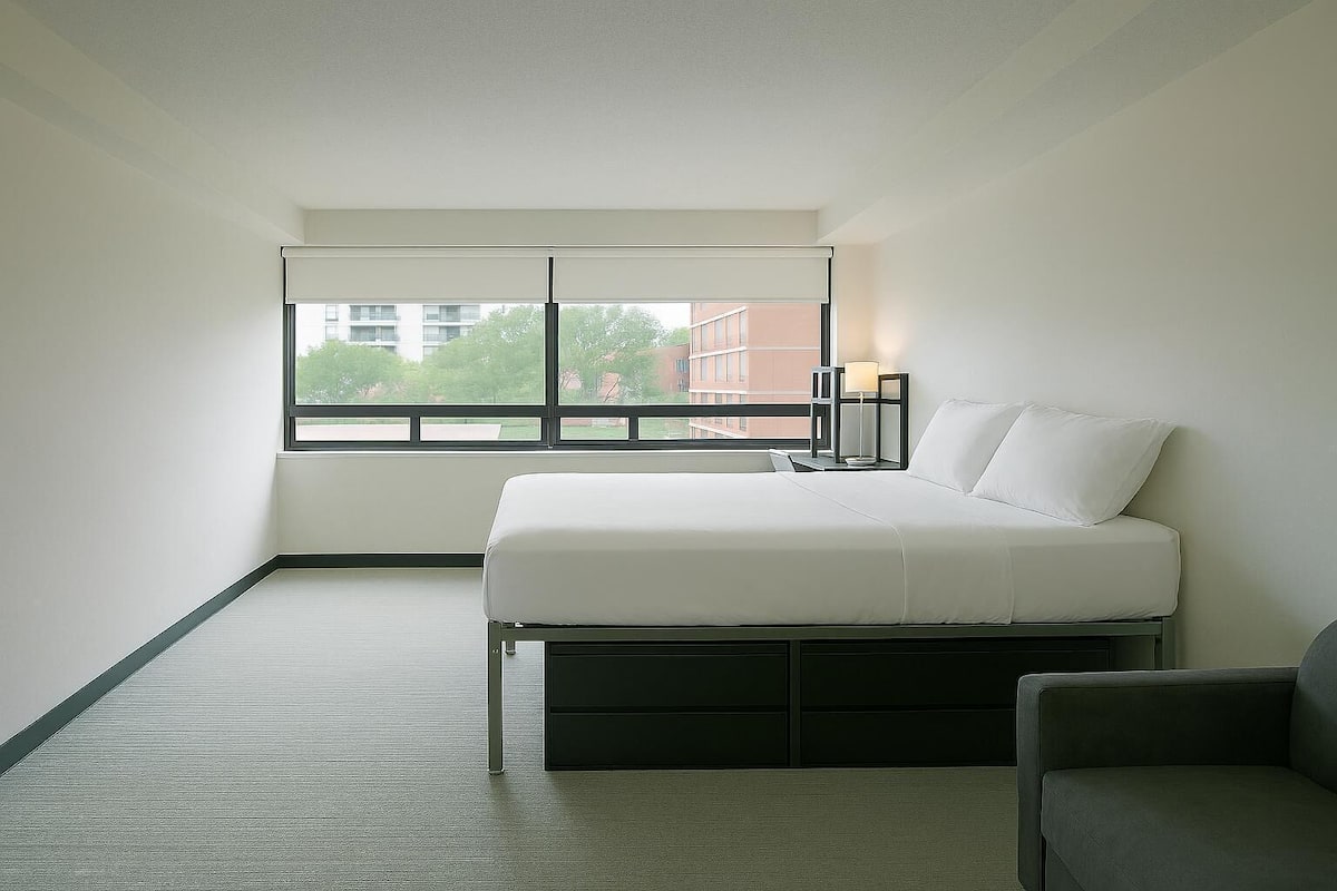 1 bedroom, desk, laptop workspace, free WiFi