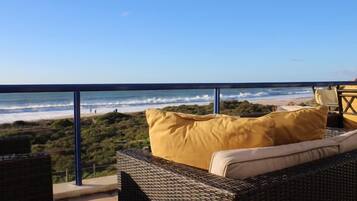 The Beach House | Balcony