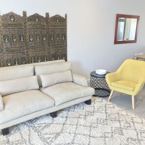 213 De Waterkant Piazza | Living area | Smart TV