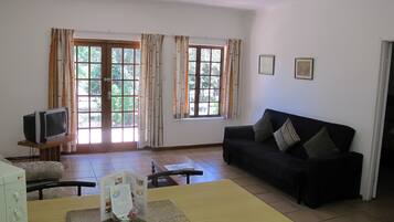 Self-Catering Cottage 1 | Living room