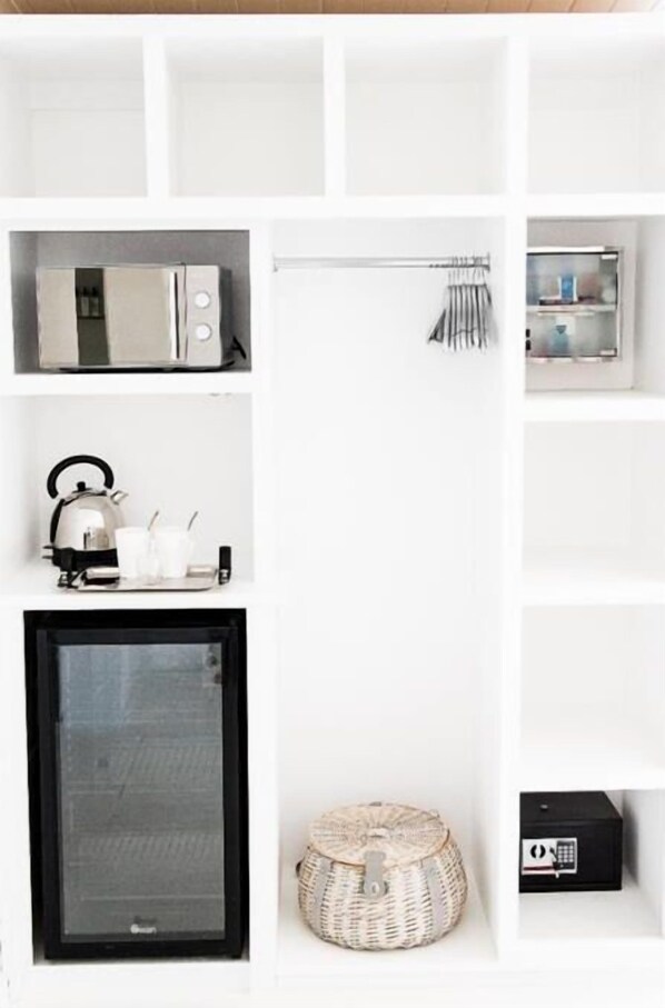 Fridge, microwave, coffee/tea maker, electric kettle - 2. Kleine Aussicht (Langebaan)