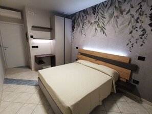 Camera 3 | 1 bedroom, premium bedding, down comforters, memory foam beds - Guest House Valle dell'Eden (Grottammare)