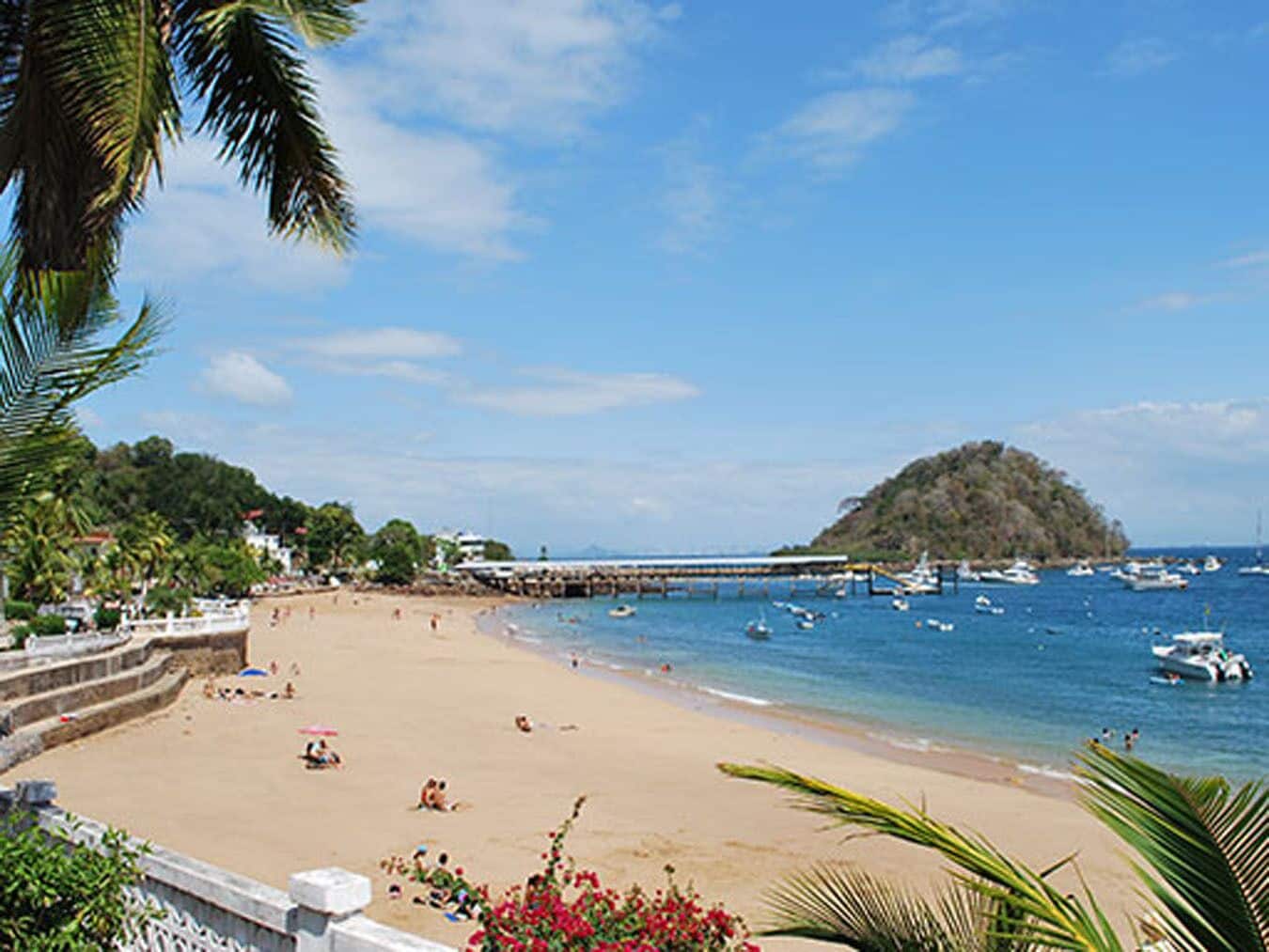 Beach nearby, beach towels