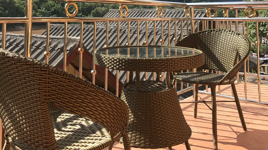 Riverview Bungalows & GH