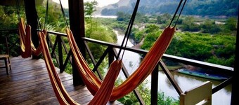 Riverview Bungalows & GH