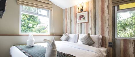 Double Room with Private Bathroom | 무료 WiFi, 침대 시트