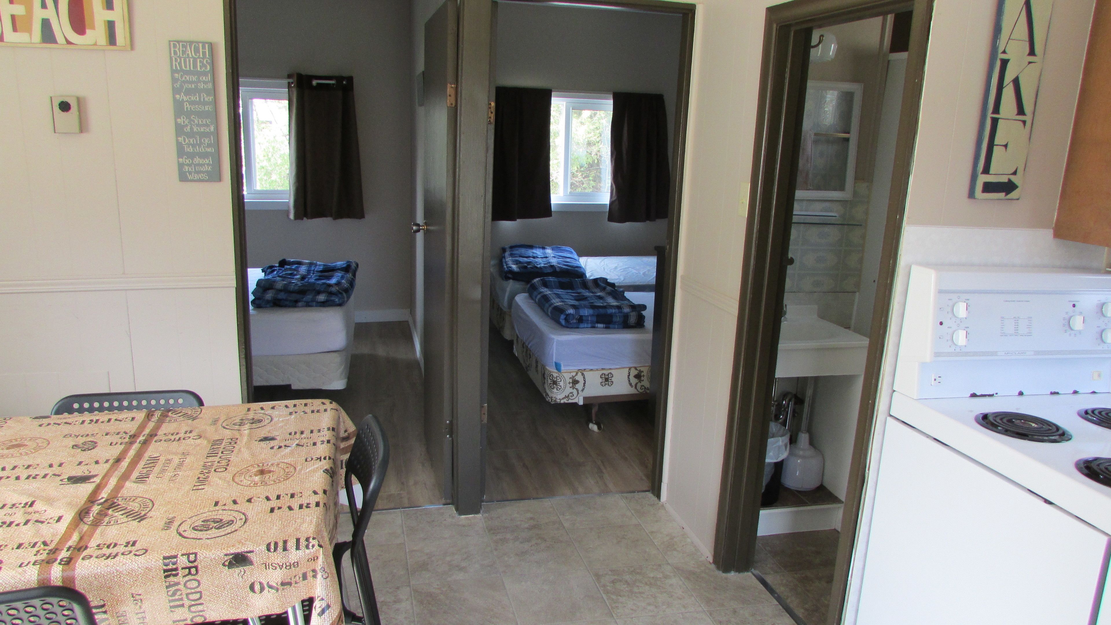 Traditional Cottage, 2 Bedrooms, Kitchen | Living area | Flat-screen TV