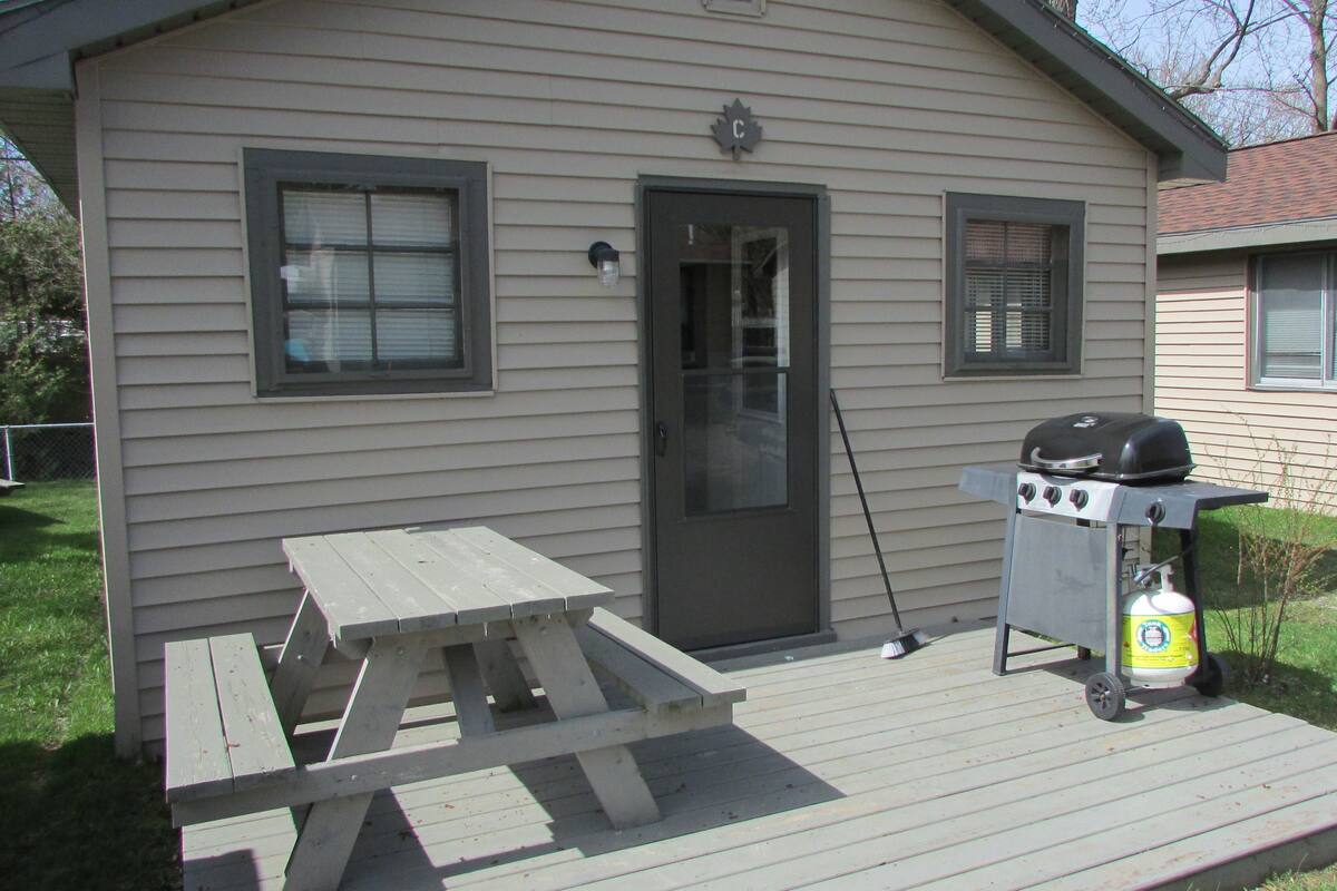 Traditional Cottage, 2 Bedrooms, Kitchen | Terrace/patio