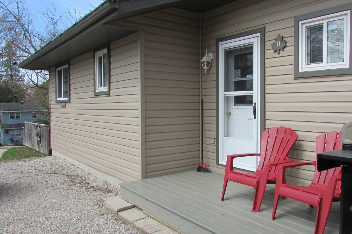 Family Cottage, 3 Bedrooms, Kitchen, Courtyard Area | Balcony view