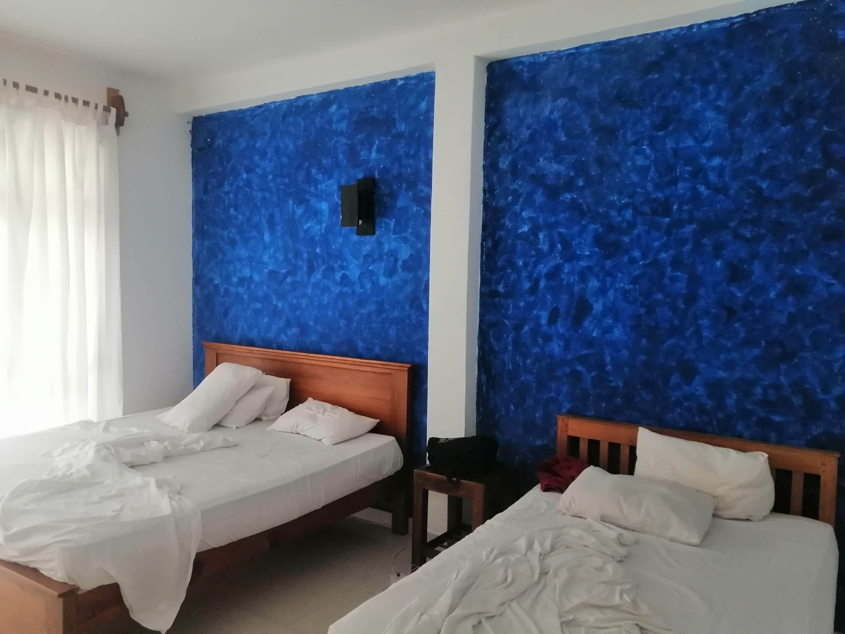 1 habitación, ropa de cama de alta calidad y escritorio 