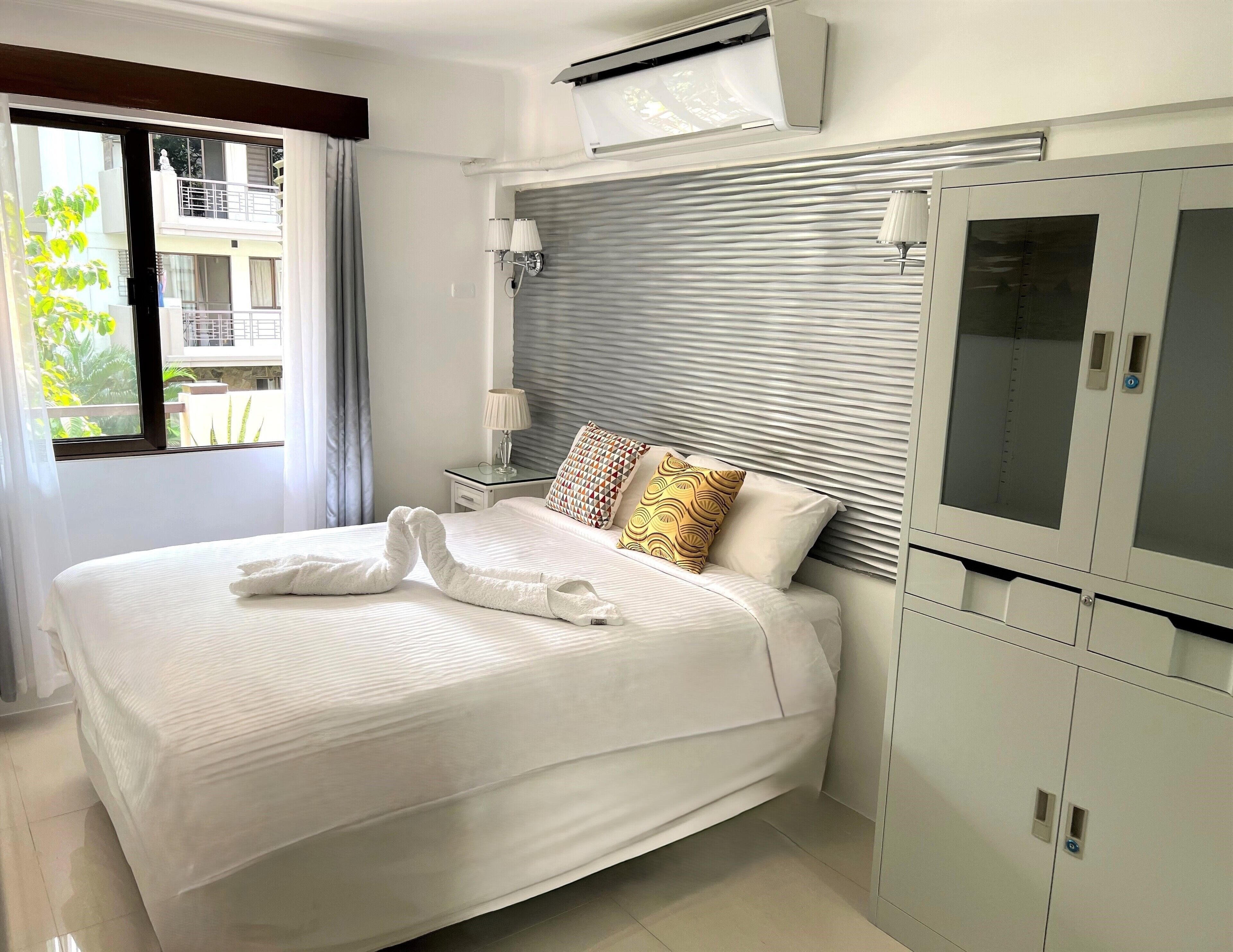luxury apartment, 2 bedrooms, balcony | 2 bedrooms, egyptian cotton sheets, premium bedding, down duvets
