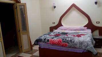 In-room safe, iron/ironing board, WiFi (free)