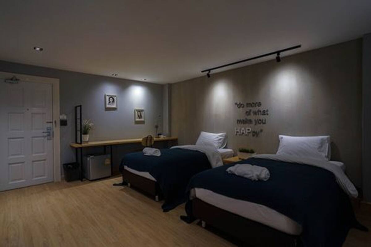 Deluxe Twin room | デスク、WiFi (無料)、ベッドシーツ