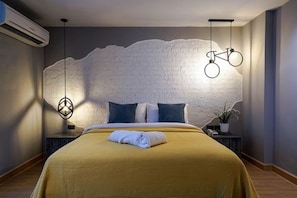 Superior Queen Room | 책상, 무료 WiFi, 침대 시트