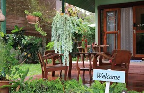 2 Bedroom House | Terraza o patio