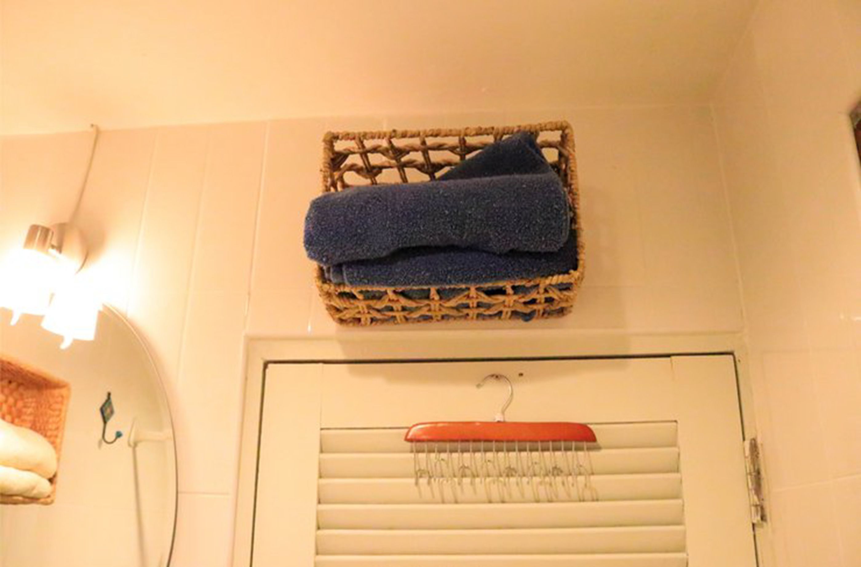 2 Bedroom House | Bathroom amenities | Shower, free toiletries, hair dryer, slippers