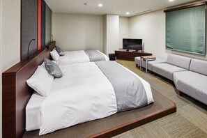 Premium Twin Room, Non Smoking | In-room safe, individually furnished, iron/ironing board, free WiFi - Saku Ren Jimbocho (Tokyo)