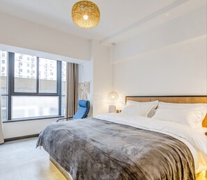 Deluxe-Apartment, 3 Schlafzimmer | Schreibtisch, Verdunkelungsvorhänge, Bügeleisen/Bügelbrett