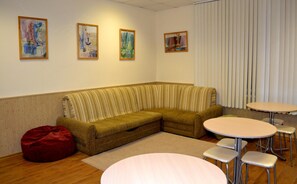 Sala de estar en el lobby