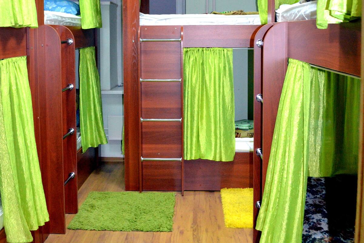 Desk, soundproofing, iron/ironing board, free WiFi