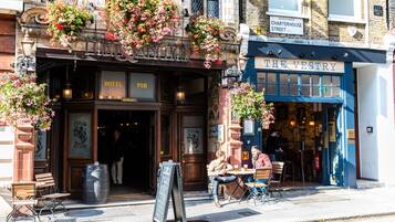 Bagian depan properti