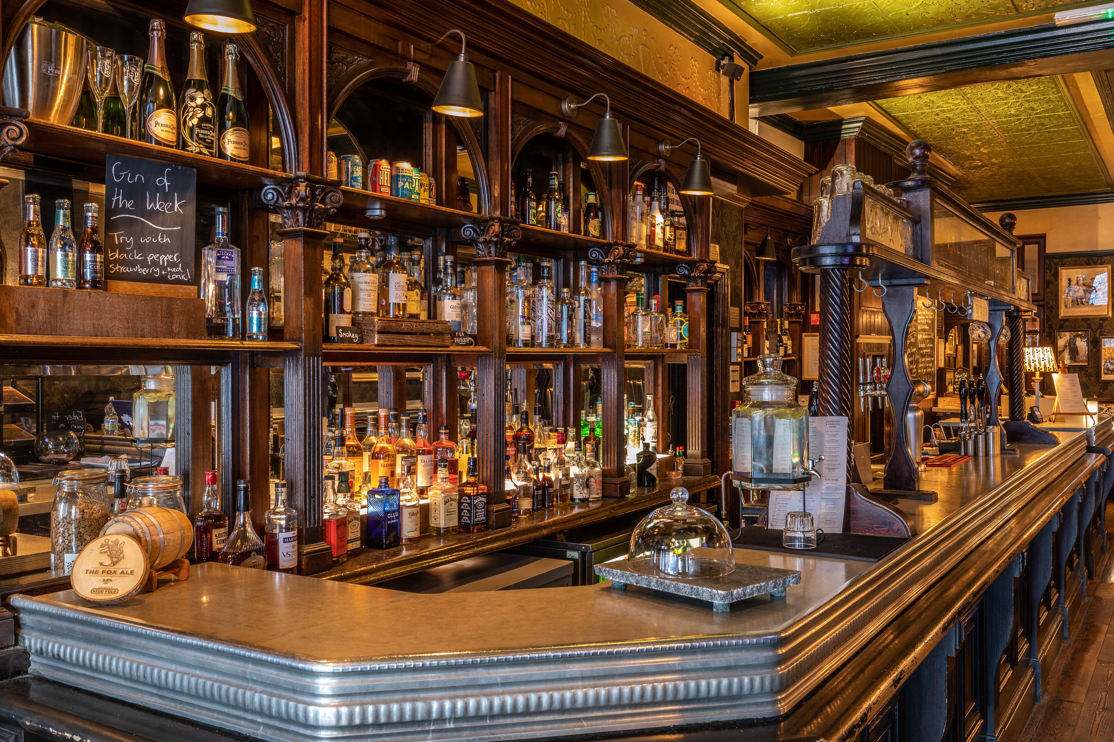 2 bares/lounges, bar de coquetéis