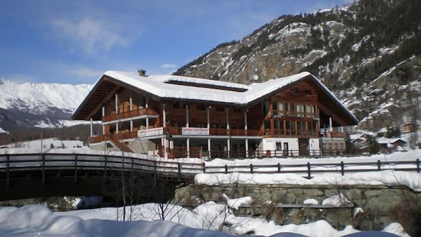 Exterior - Hotel Du Foyer (Brusson)