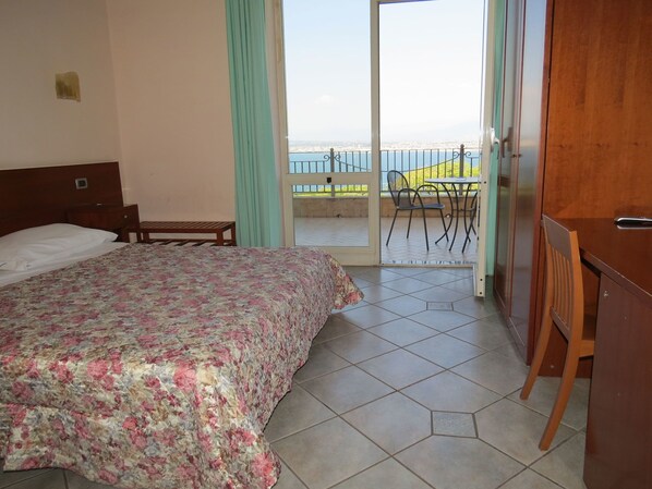 Iron/ironing board, free cots/infant beds, free WiFi