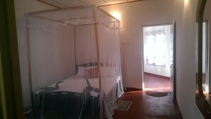 Basic-Doppelzimmer zur Einzelnutzung, Balkon, Gartenblick | 1 Schlafzimmer, Zimmersafe, Schreibtisch, Bügeleisen/Bügelbrett