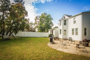 Grill-/Picknickplatz