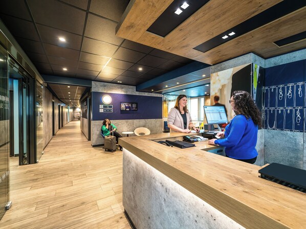 Reception - ibis budget Frankfurt City Ost (Frankfurt)