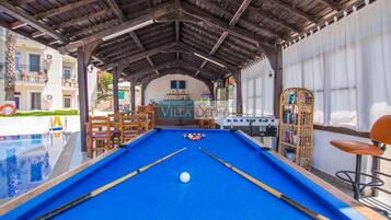 Billards