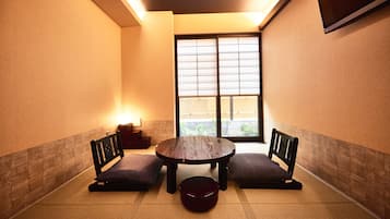 传统客房, 花园景观 (Standard Japanese Style) | 特色装修、办公桌、隔音、折叠床/加床(额外收费)