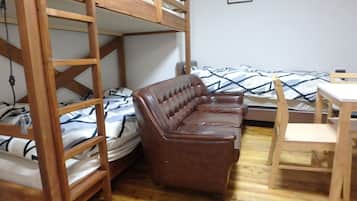 Habitación (Familie) | 1 dormitorio, sábanas de algodón egipcio, ropa de cama de alta calidad